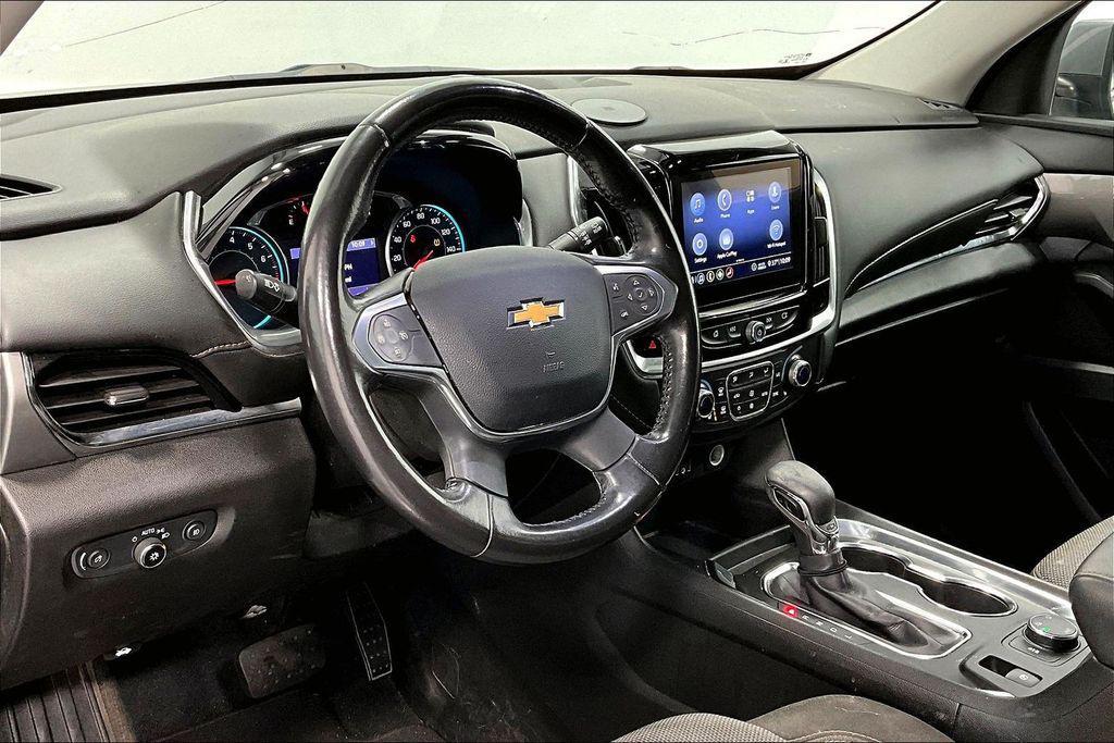 used 2021 Chevrolet Traverse car, priced at $21,000