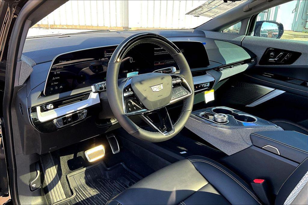 new 2025 Cadillac OPTIQ car, priced at $55,964