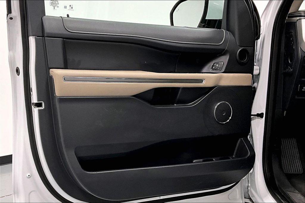 used 2024 Ford Expedition Max car, priced at $43,120