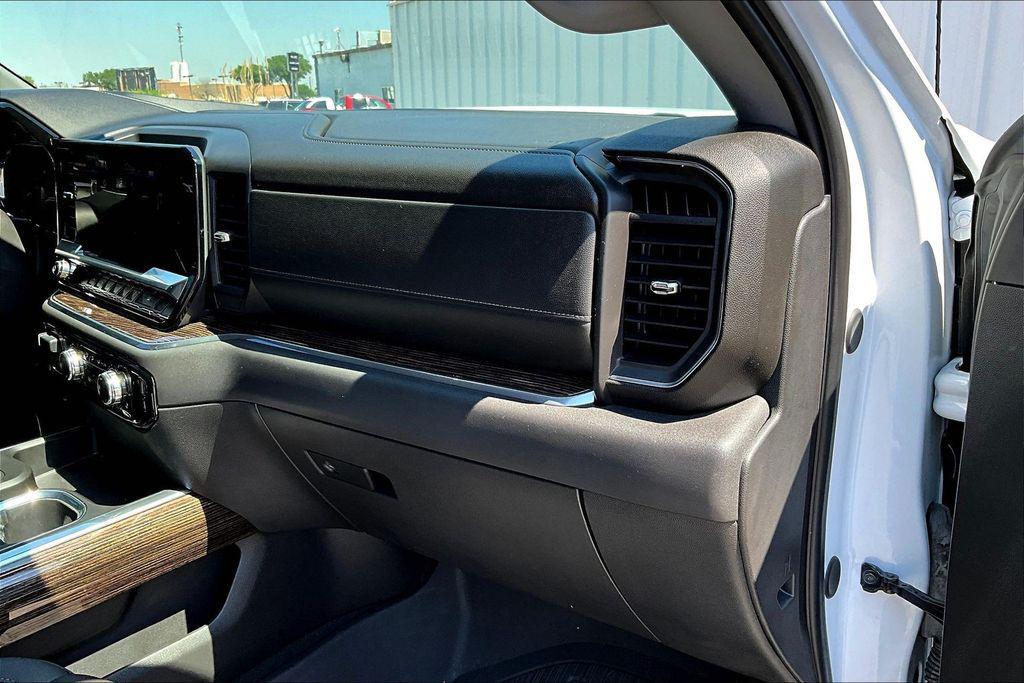 used 2025 GMC Sierra 1500 car, priced at $49,000