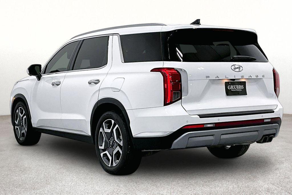 used 2024 Hyundai Palisade car, priced at $36,000