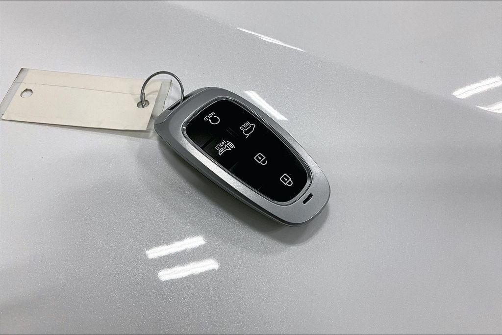 used 2024 Hyundai Palisade car, priced at $36,000