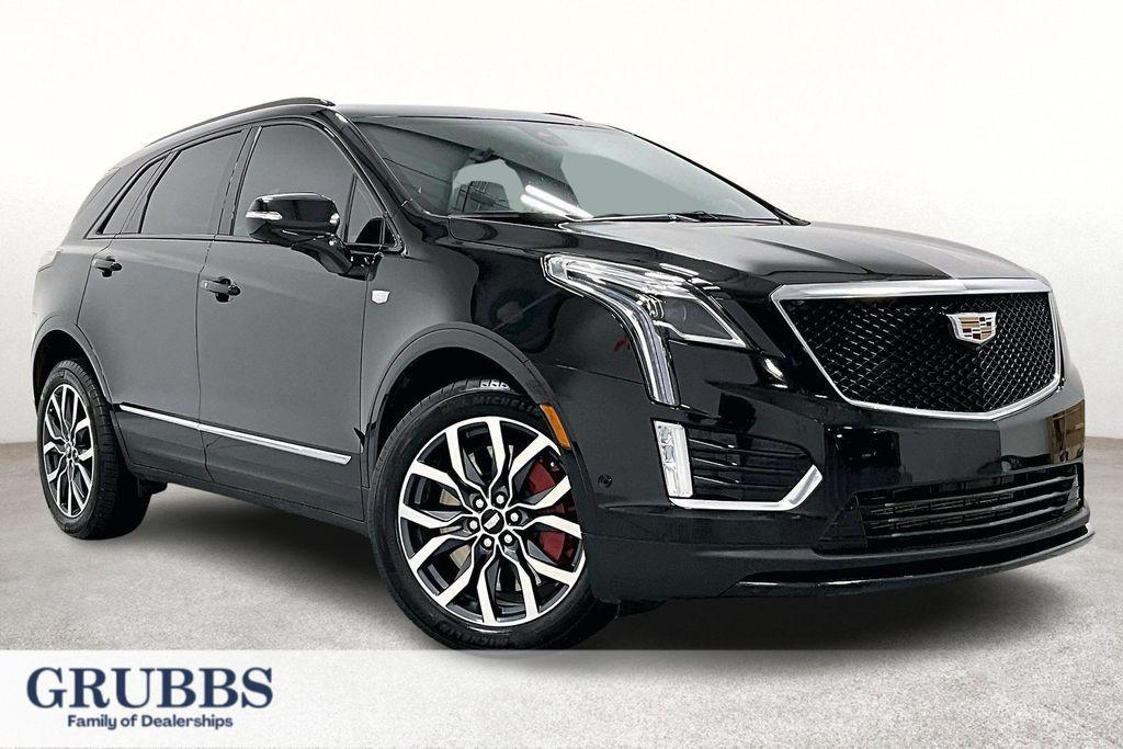 used 2024 Cadillac XT5 car, priced at $38,000