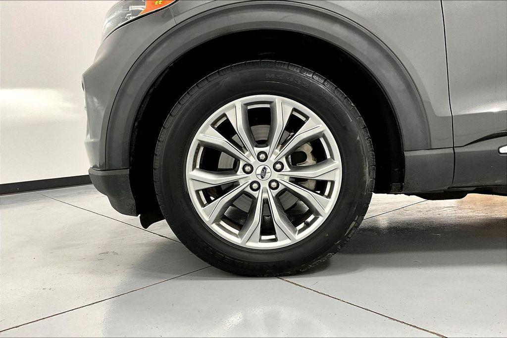 used 2020 Ford Explorer car, priced at $18,000