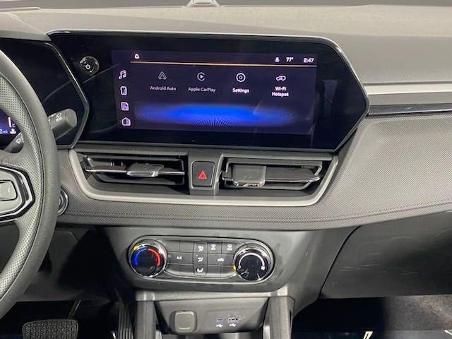 used 2024 Chevrolet TrailBlazer car