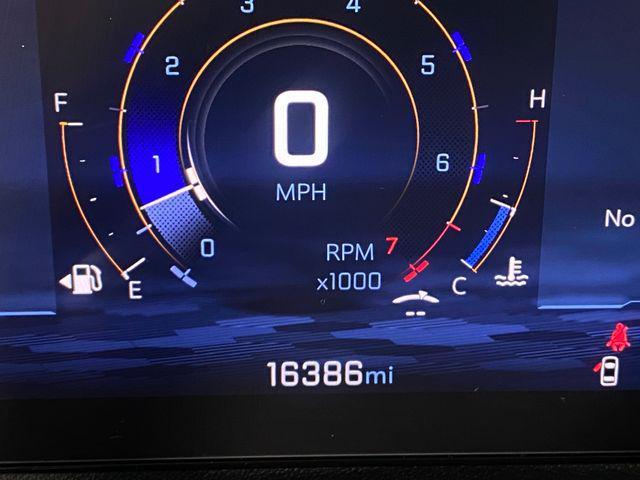 used 2025 Chevrolet Traverse car, priced at $36,936