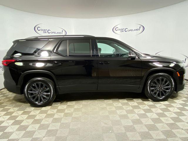 used 2023 Chevrolet Traverse car, priced at $34,311