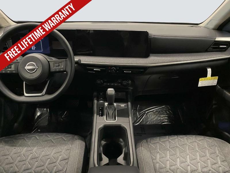 new 2026 Nissan Kicks car, priced at $26,034