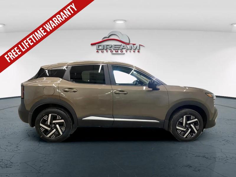 new 2026 Nissan Kicks car, priced at $26,034