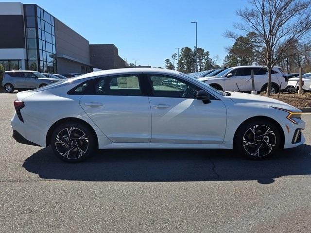new 2026 Kia K5 car, priced at $29,095