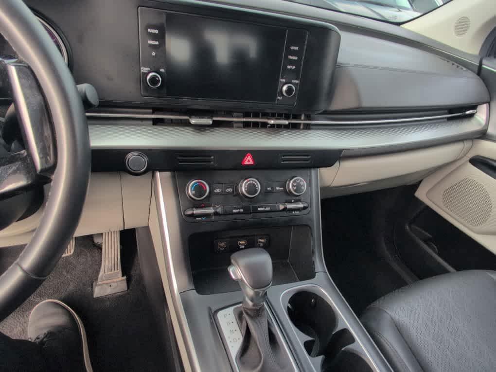 used 2024 Kia Carnival car, priced at $31,729