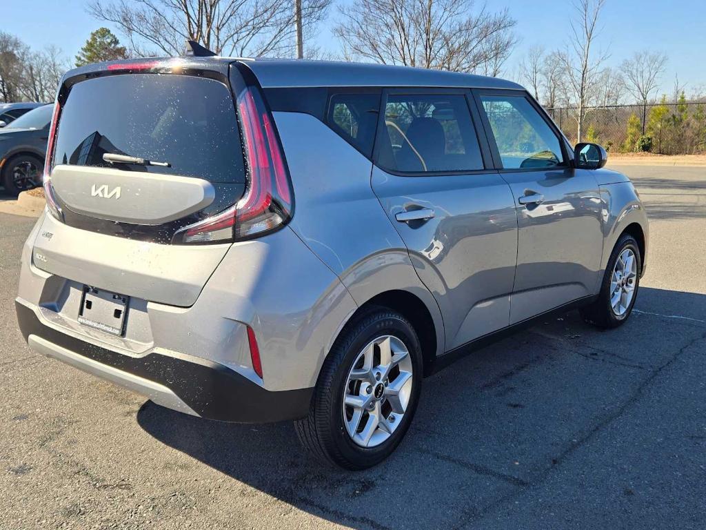 used 2024 Kia Soul car, priced at $16,121