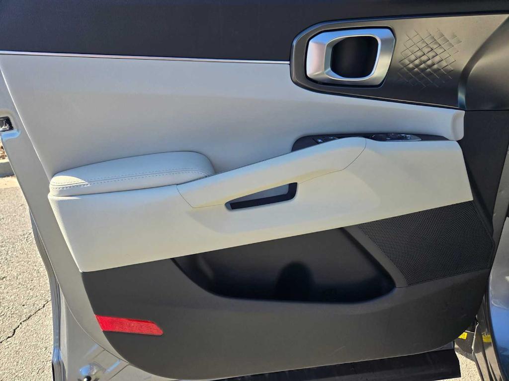 new 2026 Kia Sorento Hybrid car, priced at $38,332