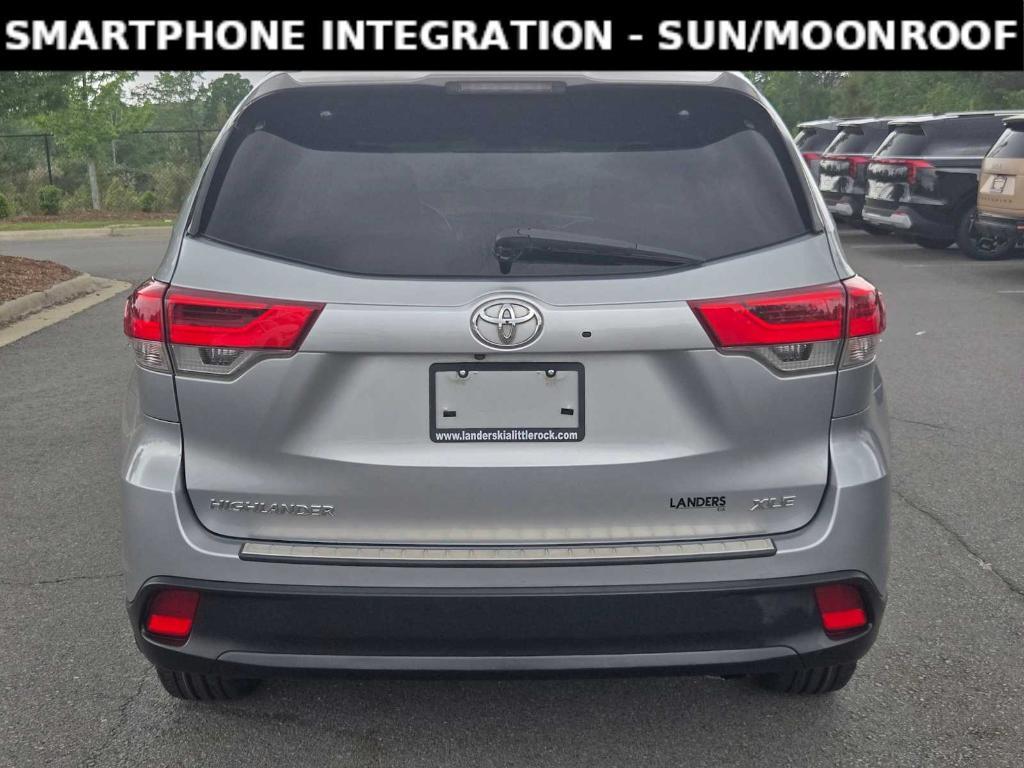 used 2019 Toyota Highlander car, priced at $18,119