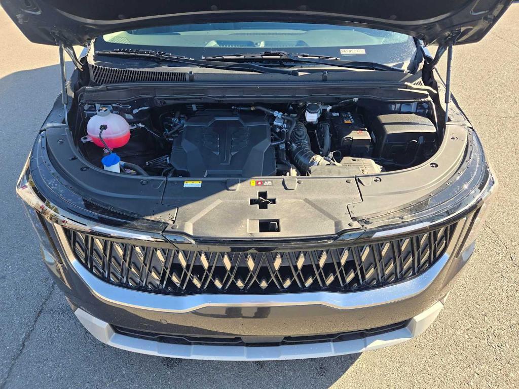 used 2025 Kia Carnival car, priced at $35,268