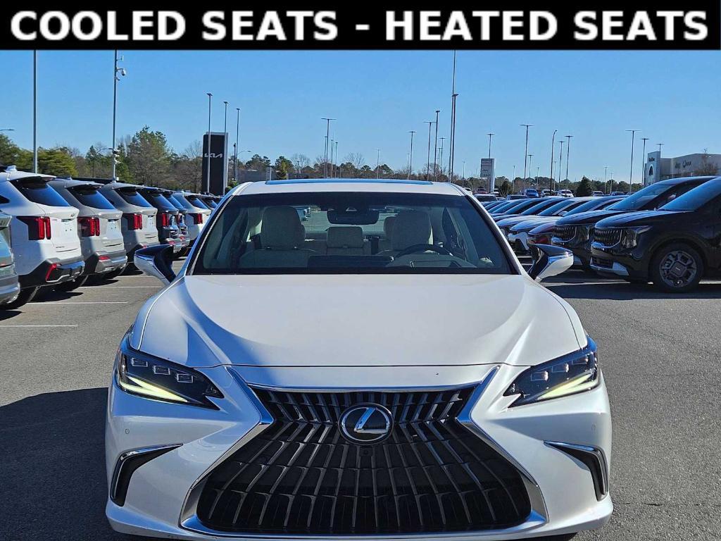 used 2023 Lexus ES 300h car, priced at $43,081