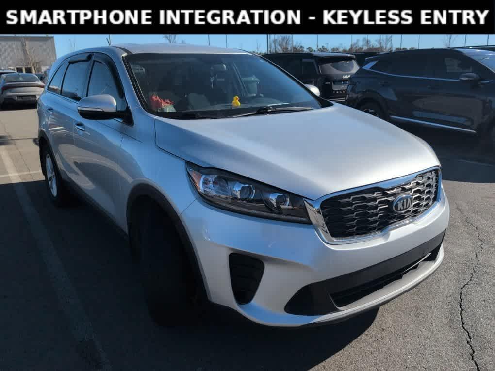 used 2019 Kia Sorento car, priced at $19,127