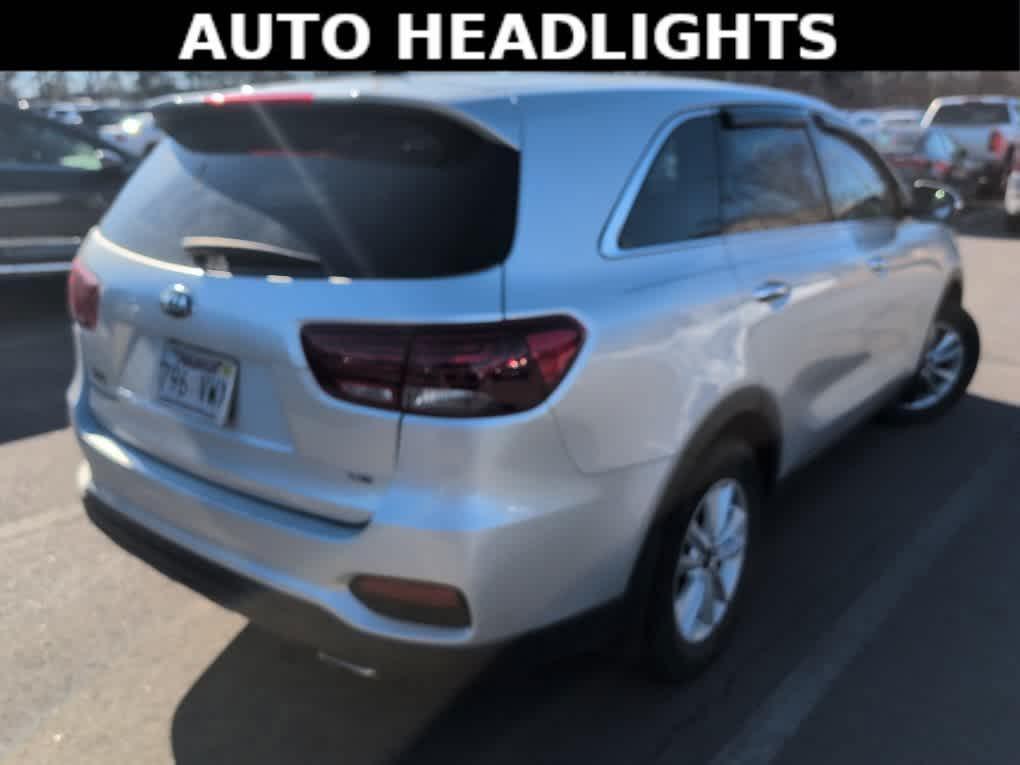 used 2019 Kia Sorento car, priced at $19,127