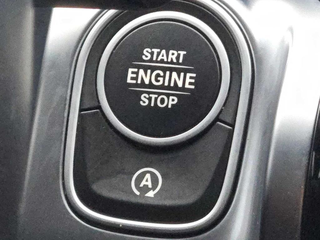 used 2023 Mercedes-Benz GLB 250 car, priced at $27,628