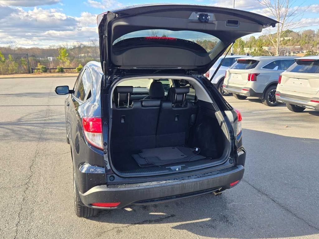 used 2021 Honda HR-V car, priced at $17,106