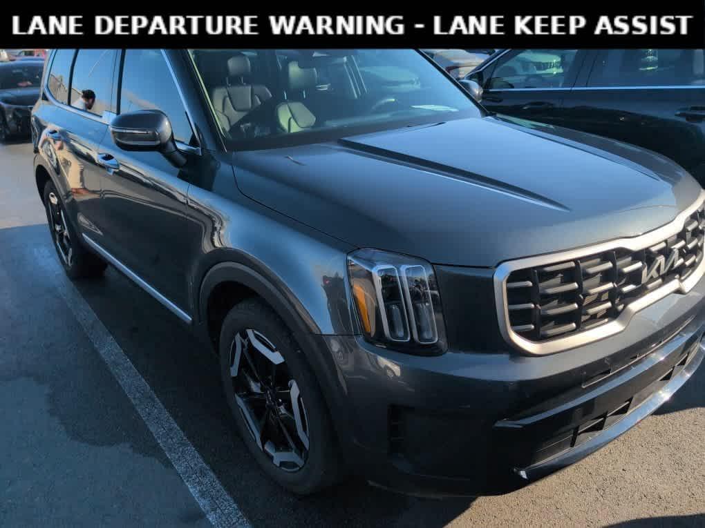 used 2024 Kia Telluride car