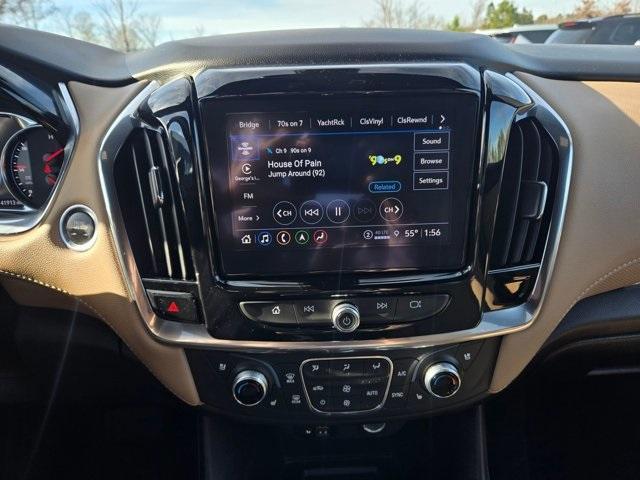 used 2023 Chevrolet Traverse car, priced at $31,124