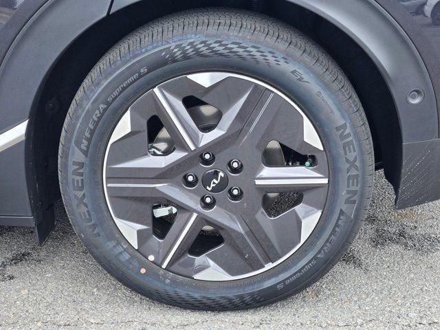 new 2025 Kia EV6 car, priced at $40,414