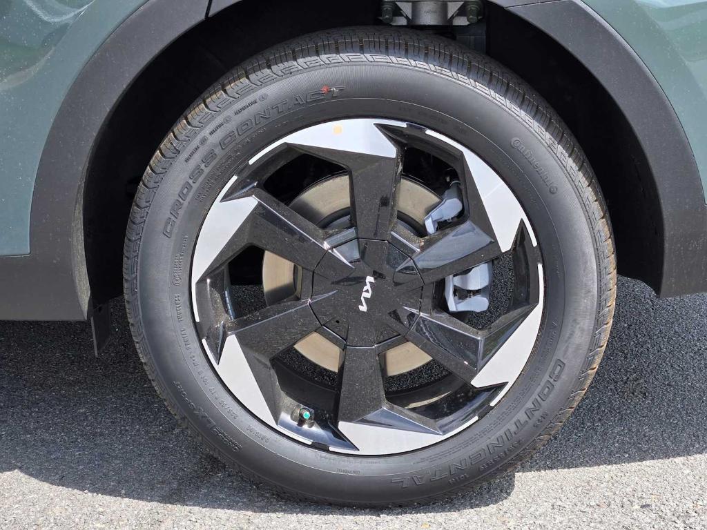 new 2026 Kia Sorento Hybrid car, priced at $35,921
