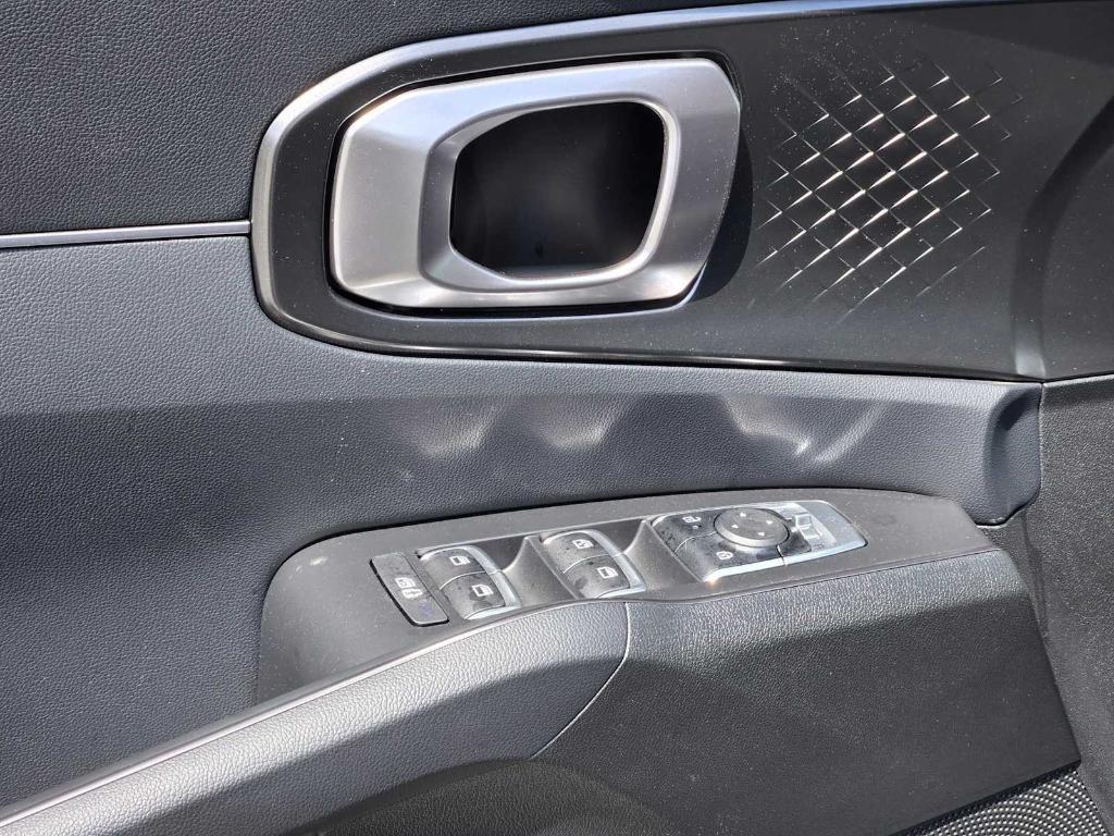 new 2026 Kia Sorento Hybrid car, priced at $35,921