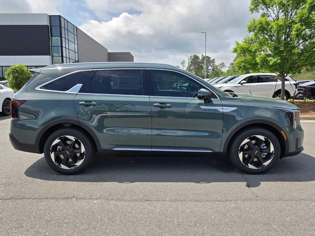 new 2026 Kia Sorento Hybrid car, priced at $35,921