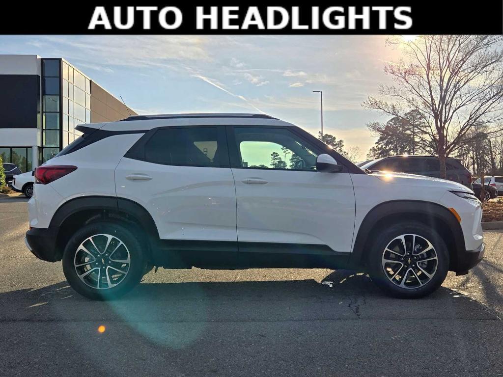 used 2024 Chevrolet TrailBlazer car, priced at $20,112