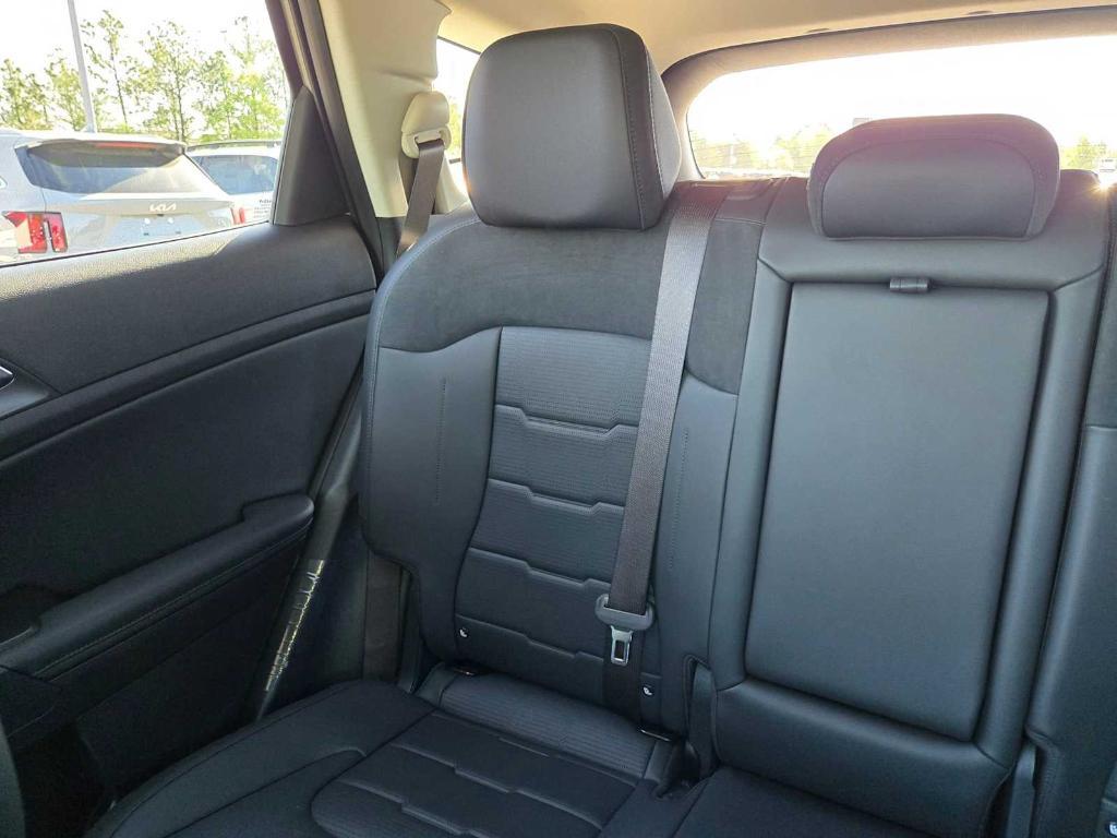 new 2026 Kia Sportage Hybrid car, priced at $40,789