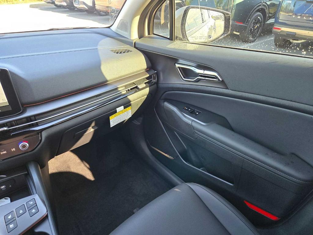 new 2026 Kia Sportage Hybrid car, priced at $40,789