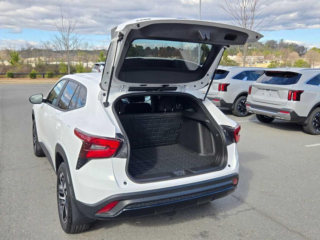 used 2024 Chevrolet Trax car, priced at $19,695