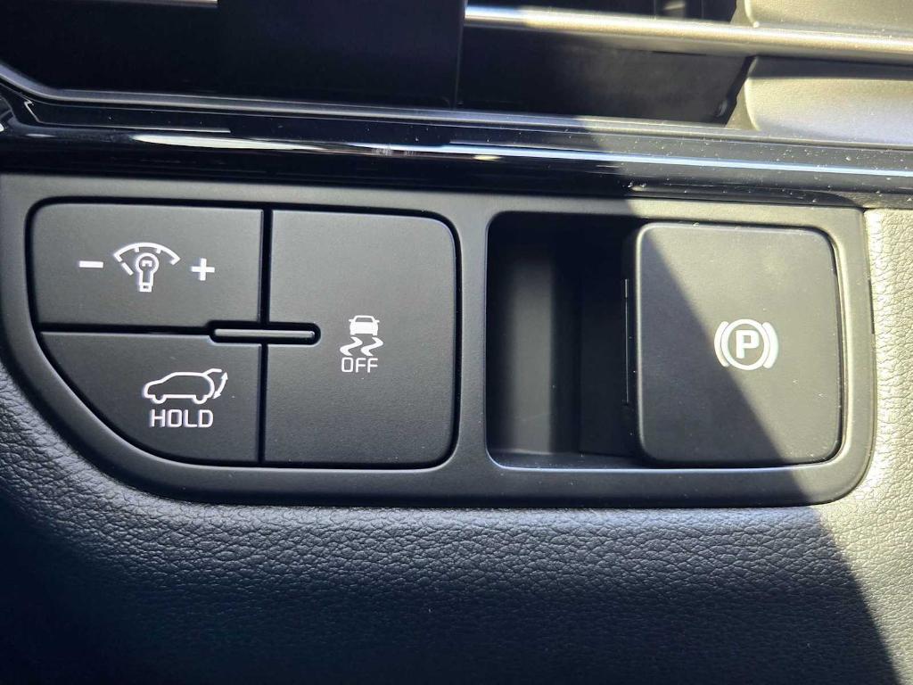 new 2026 Kia Sportage car, priced at $40,096