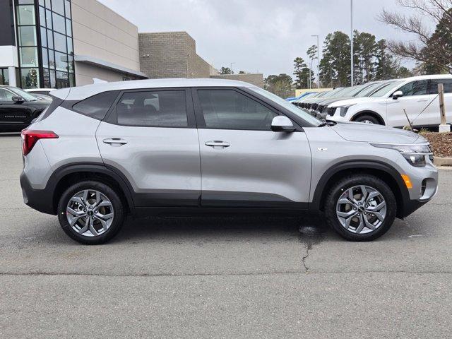 new 2026 Kia Seltos car, priced at $24,064