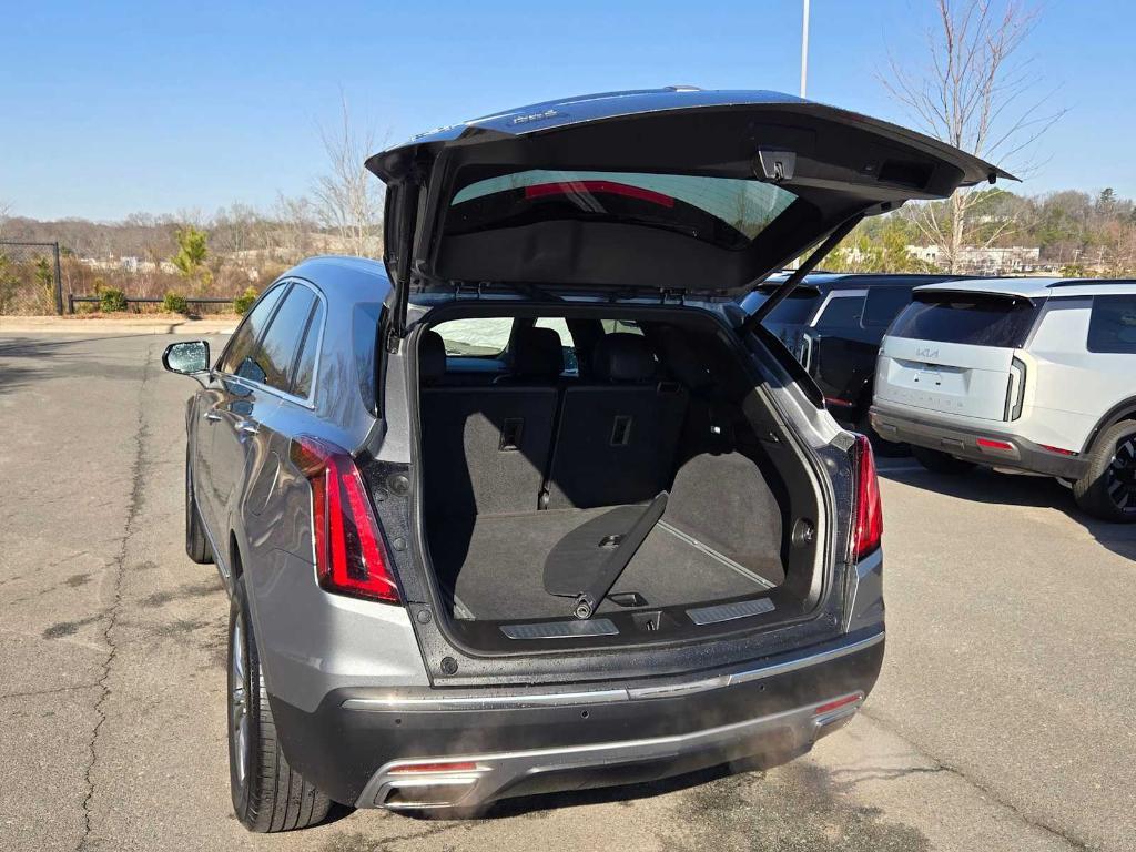 used 2023 Cadillac XT5 car, priced at $24,813