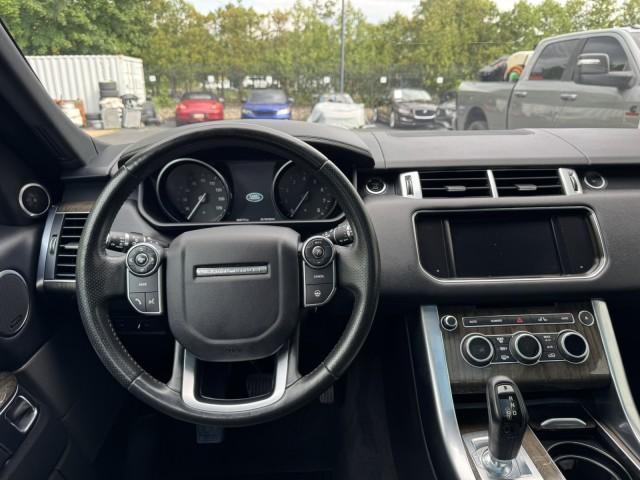 Land Rover Range Rover Sport view 30
