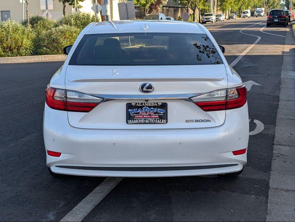 used 2016 Lexus ES 300h car, priced at $19,988
