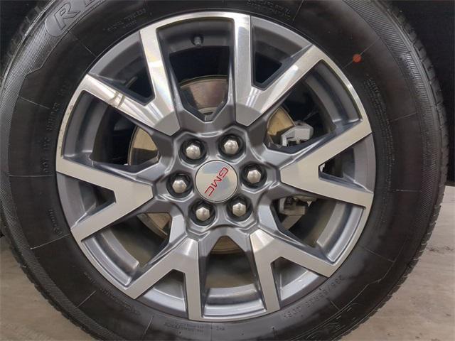 used 2023 GMC Acadia car, priced at $25,000