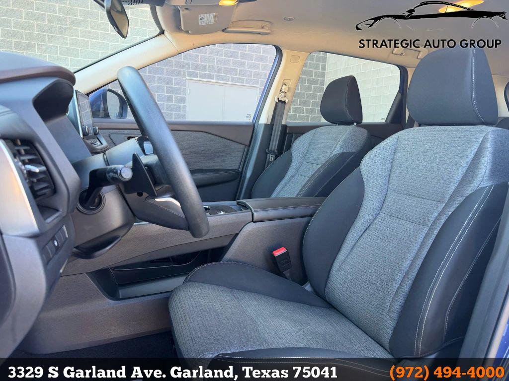 used 2022 Nissan Rogue car, priced at $17,999