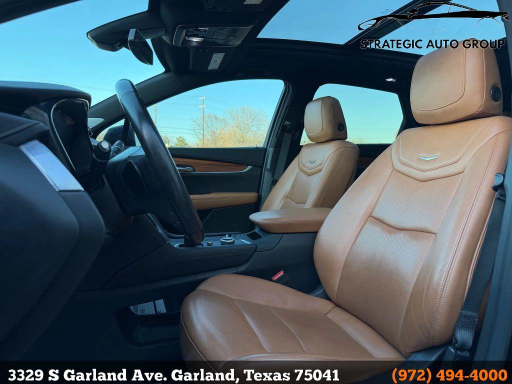 used 2020 Cadillac XT5 car, priced at $18,999