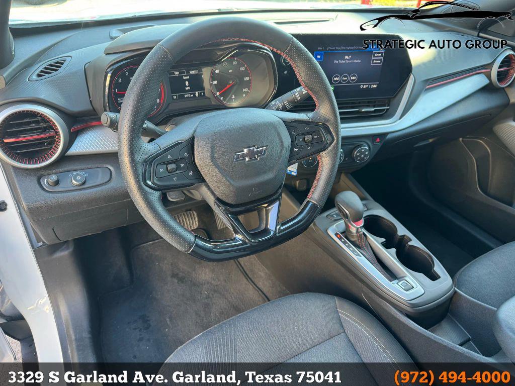 used 2025 Chevrolet Trax car, priced at $17,499