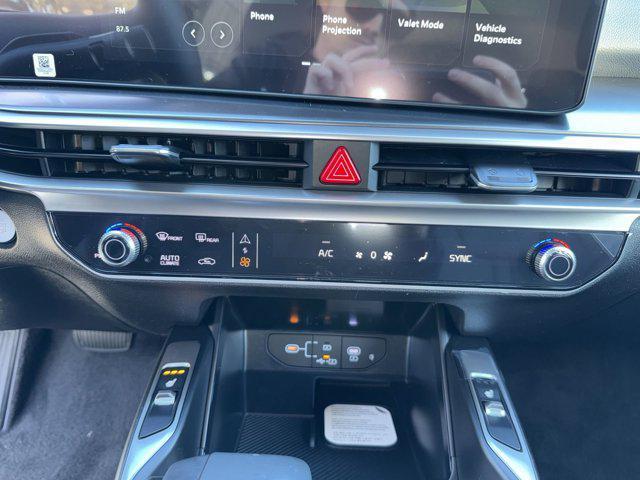 new 2026 Kia Sorento car, priced at $35,253