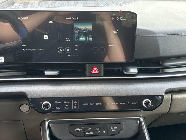 new 2026 Kia Carnival Hybrid car, priced at $42,748