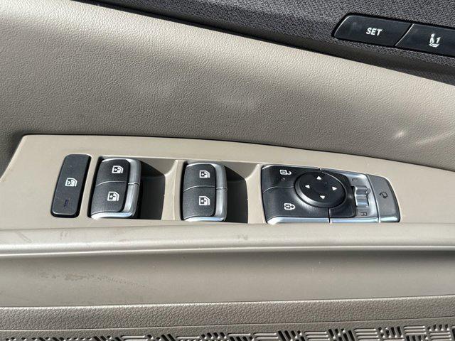 new 2026 Kia Carnival Hybrid car, priced at $42,748