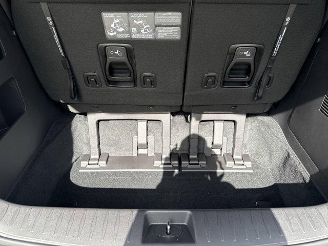new 2026 Kia Carnival Hybrid car, priced at $42,748