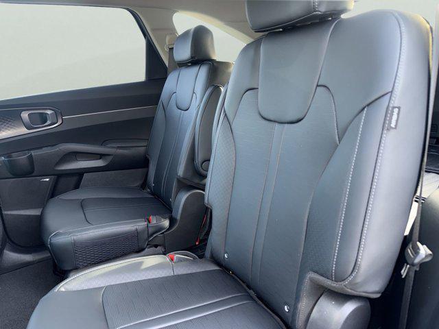 new 2026 Kia Sorento Hybrid car, priced at $40,937