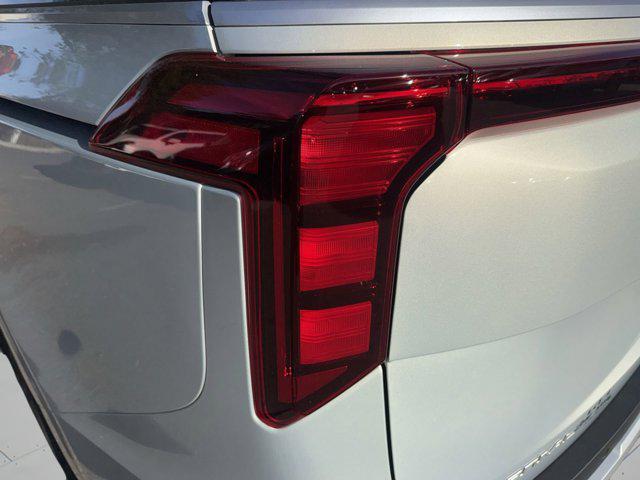 new 2026 Kia Carnival Hybrid car, priced at $43,654