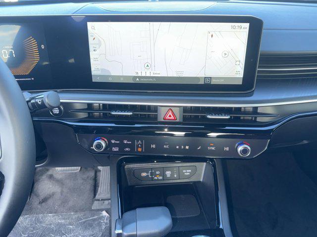 new 2026 Kia K5 car, priced at $27,552